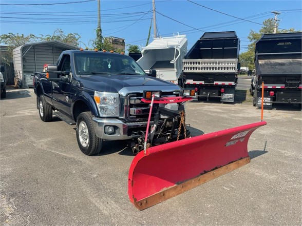 2016 FORD F350 SD XLT - Cassone Truck