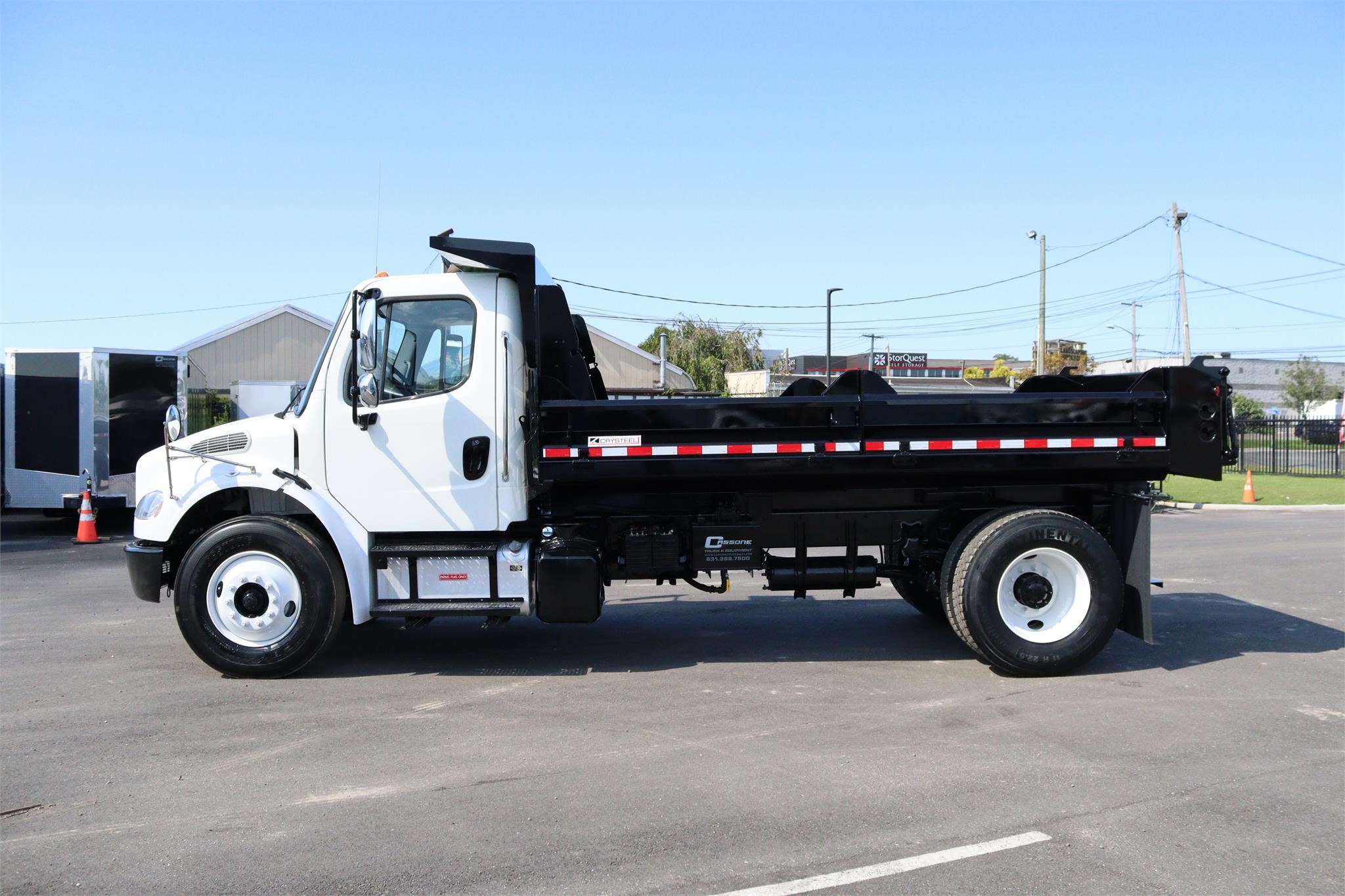 2016 FREIGHTLINER BUSINESS CLASS M2 106 - image 2 of 6