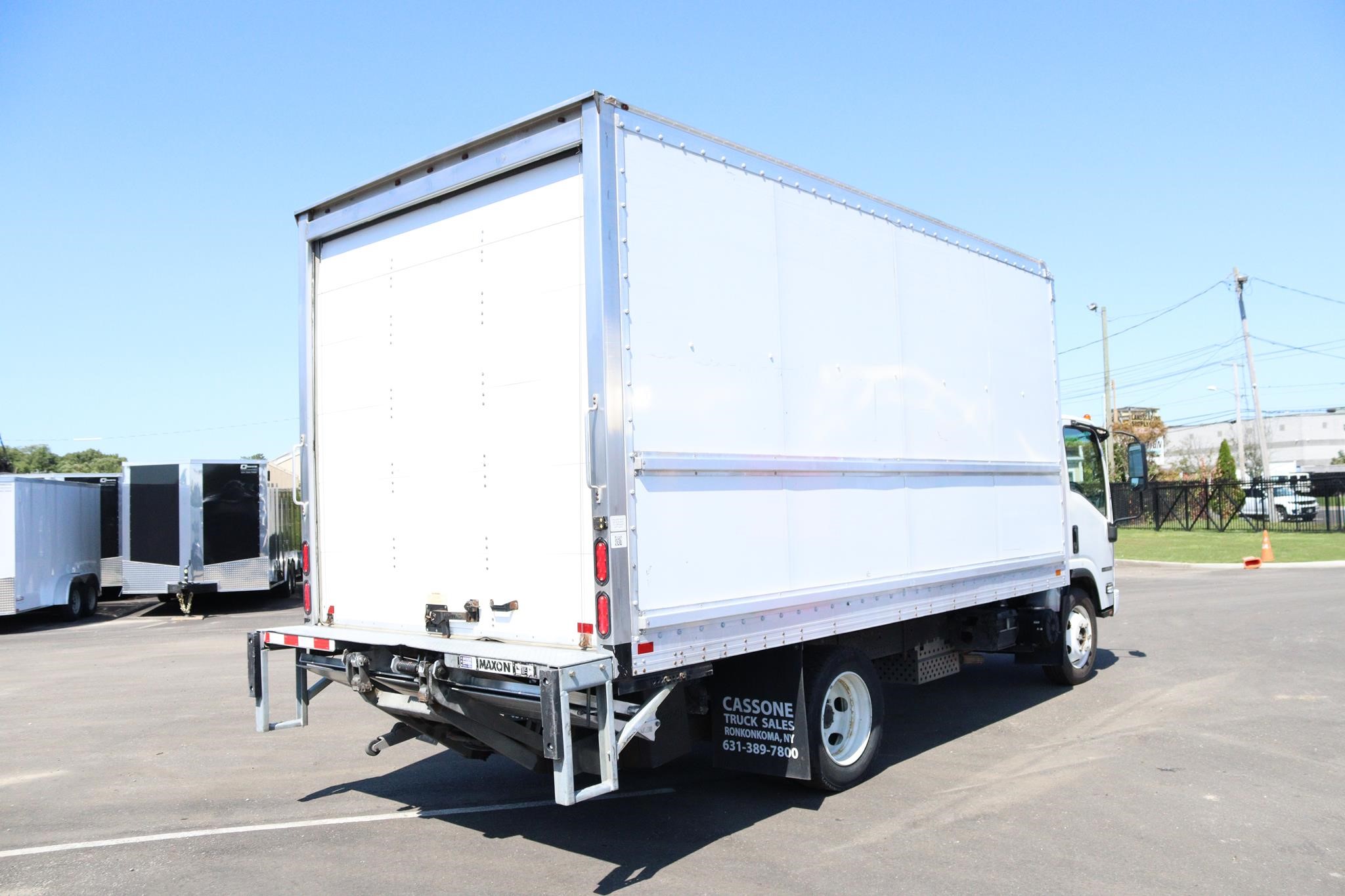 2018 ISUZU NPR HD - image 4 of 6