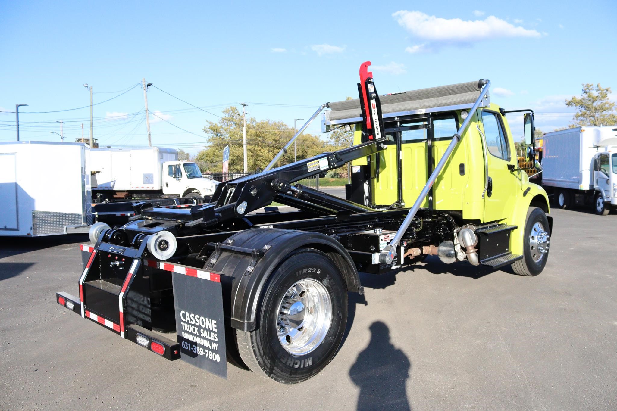 2016 FREIGHTLINER BUSINESS CLASS M2 106 - image 4 of 6