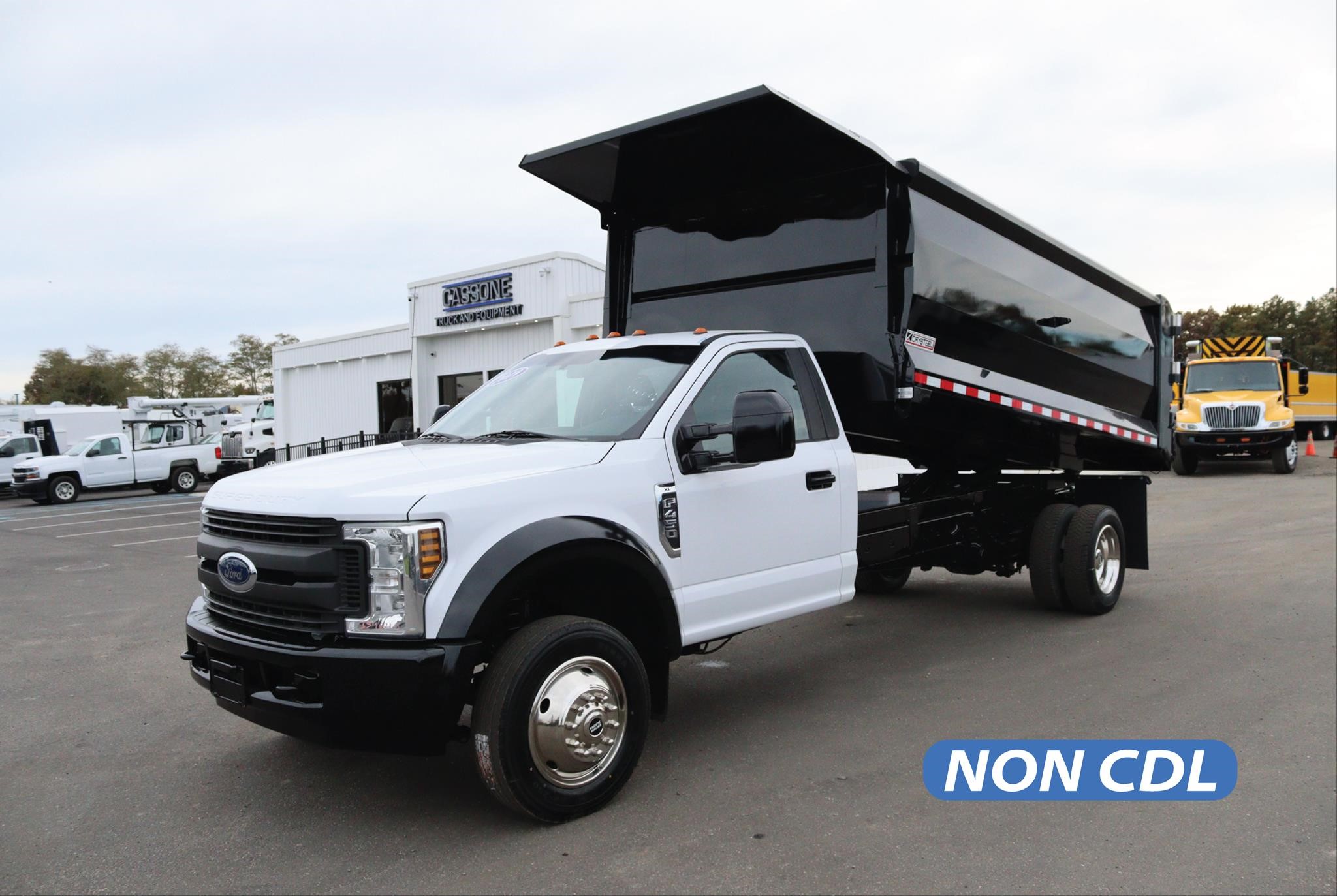 2019 FORD F450 XL - image 1 of 6