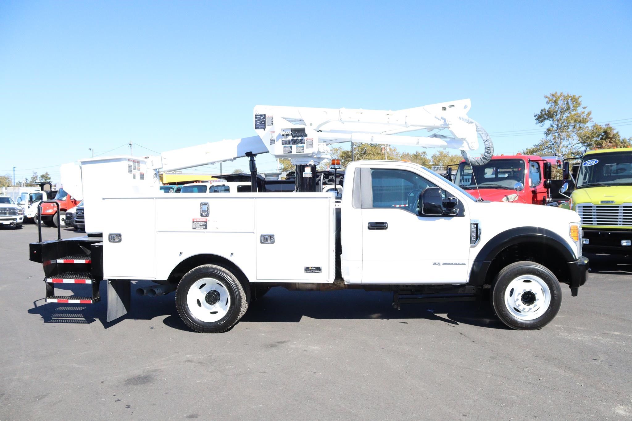 2017 ALTEC AT40G - image 6 of 6