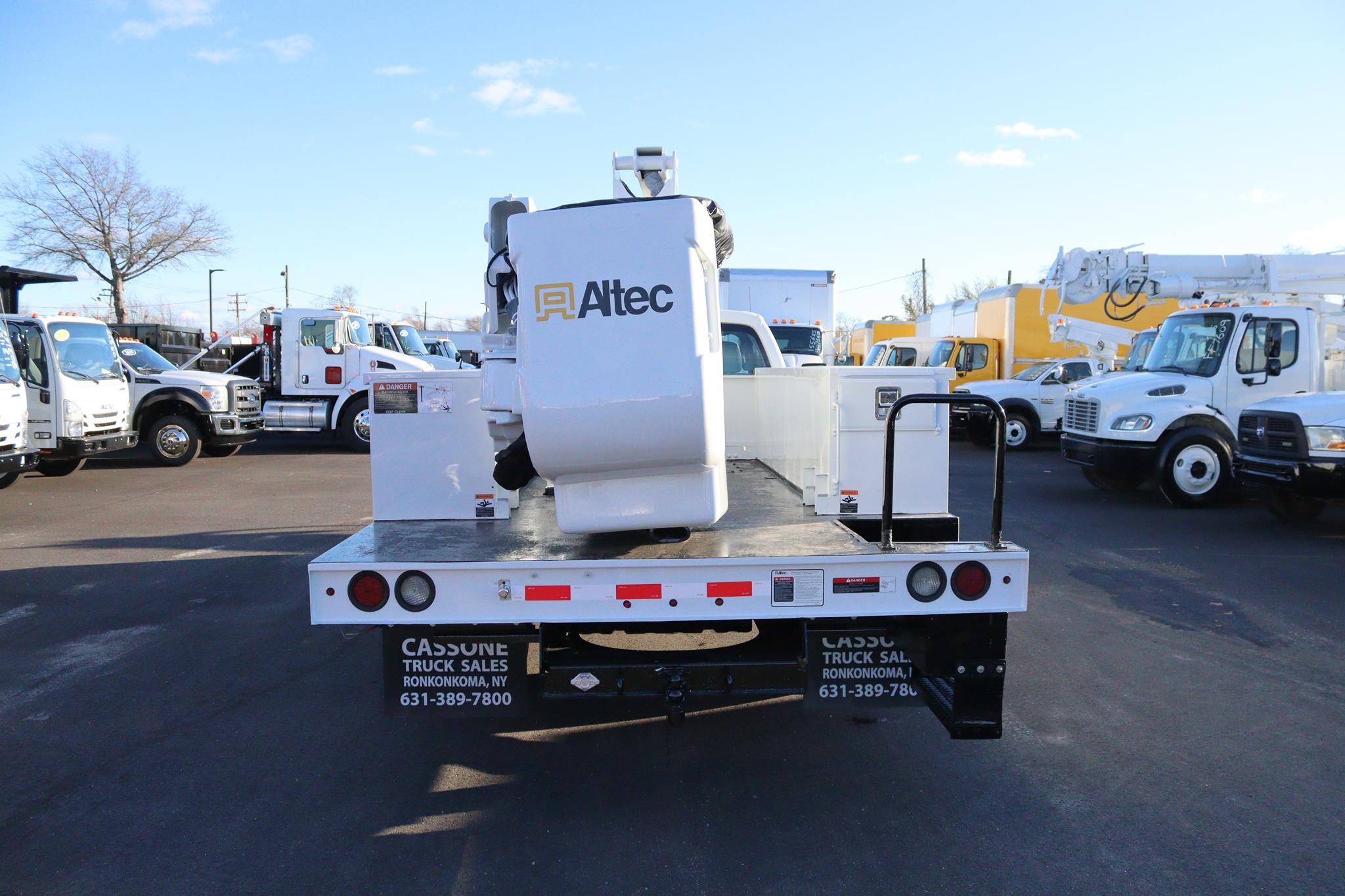 2016 ALTEC AT37G - image 3 of 6