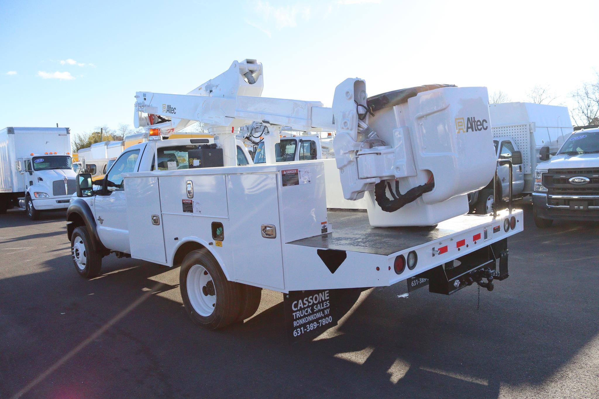 2016 ALTEC AT37G - image 2 of 6