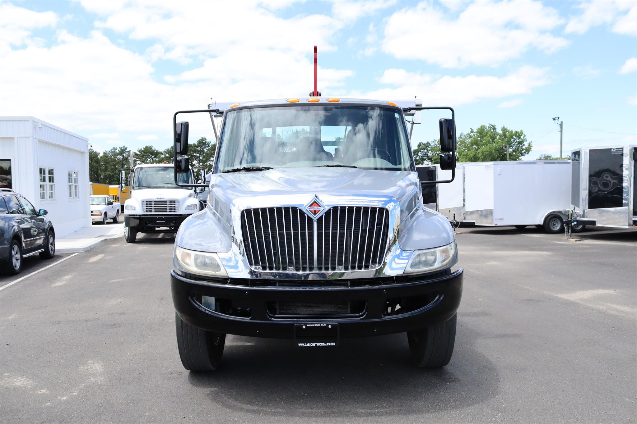 2018 INTERNATIONAL DURASTAR 4300 - image 6 of 6