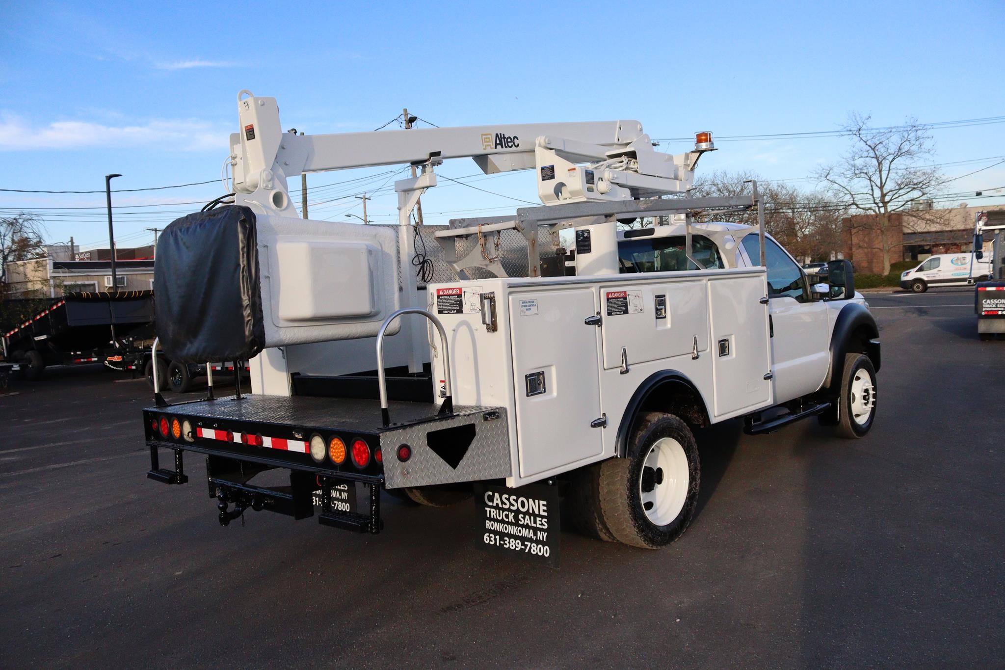 2014 ALTEC AT235 - image 4 of 6