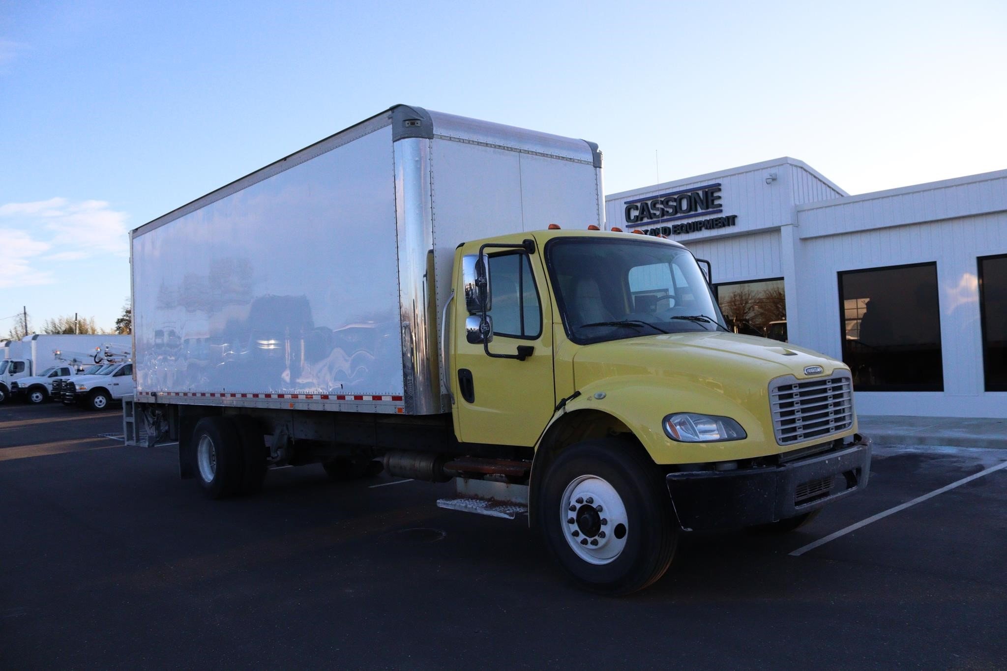 2016 FREIGHTLINER BUSINESS CLASS M2 106 - image 6 of 6