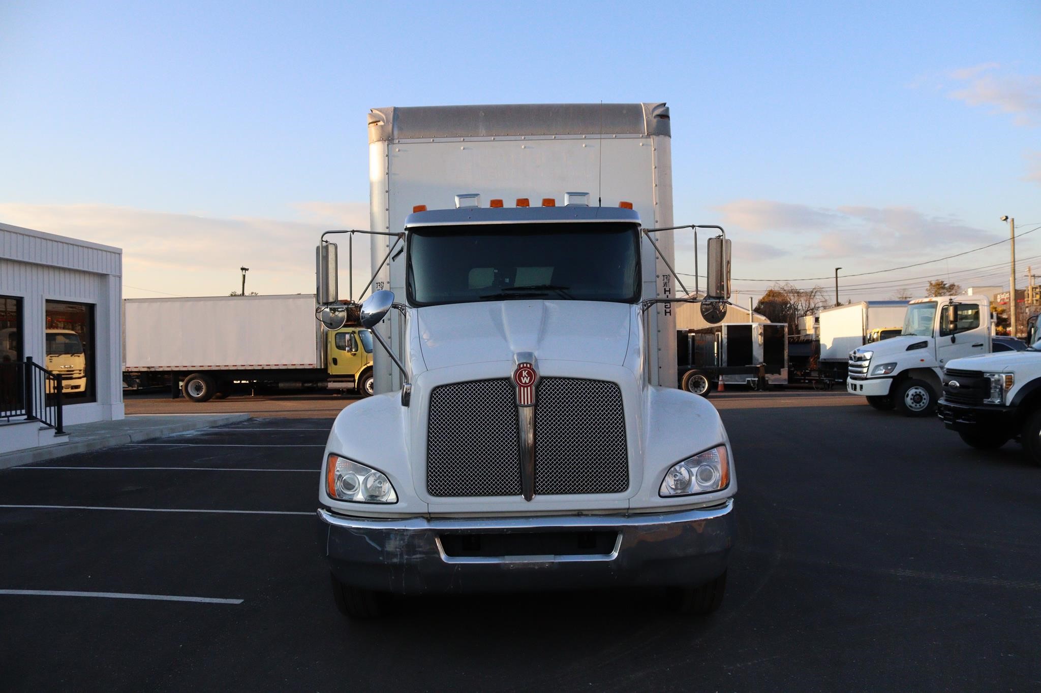 2019 KENWORTH T370 - image 6 of 6