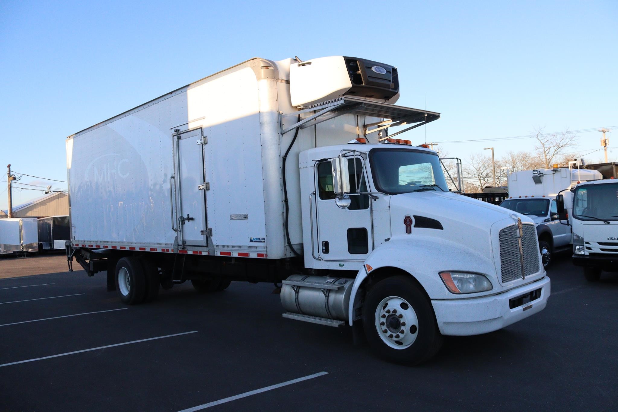 2020 KENWORTH T370 - image 5 of 6