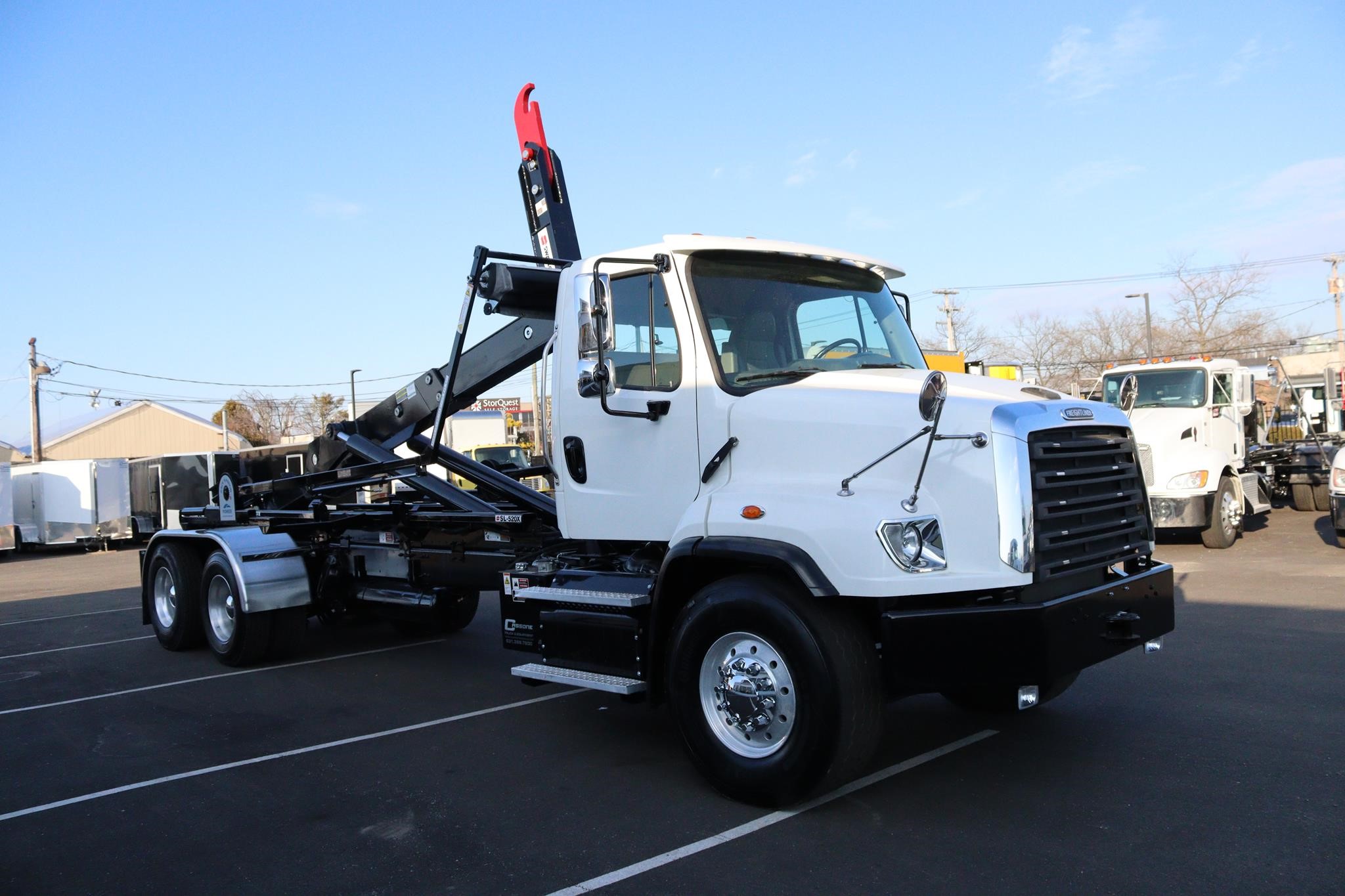 2017 FREIGHTLINER 114SD - image 5 of 6