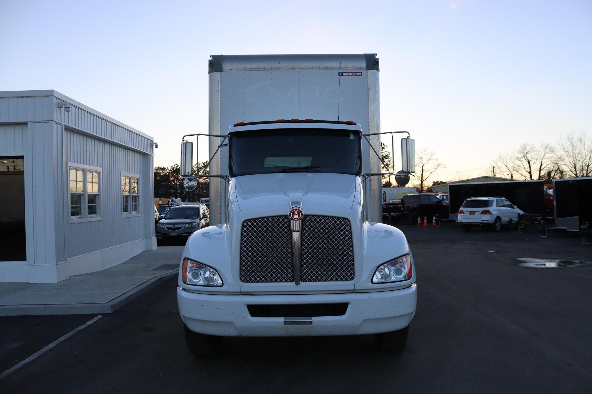 2022 KENWORTH T270 - image 6 of 6