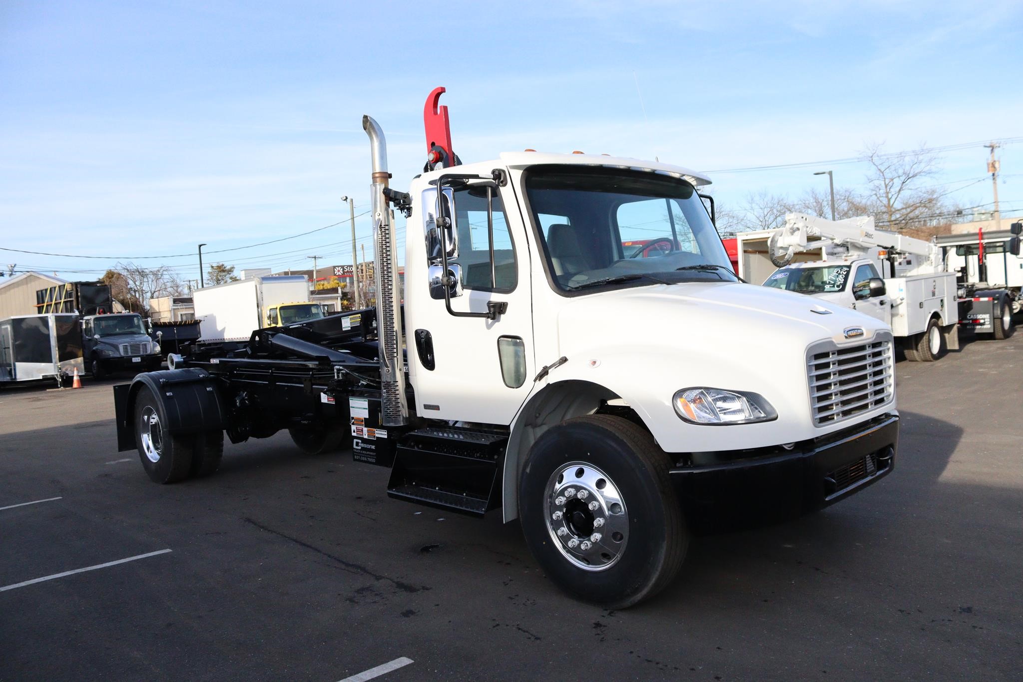 2012 FREIGHTLINER BUSINESS CLASS M2 106 - image 5 of 6