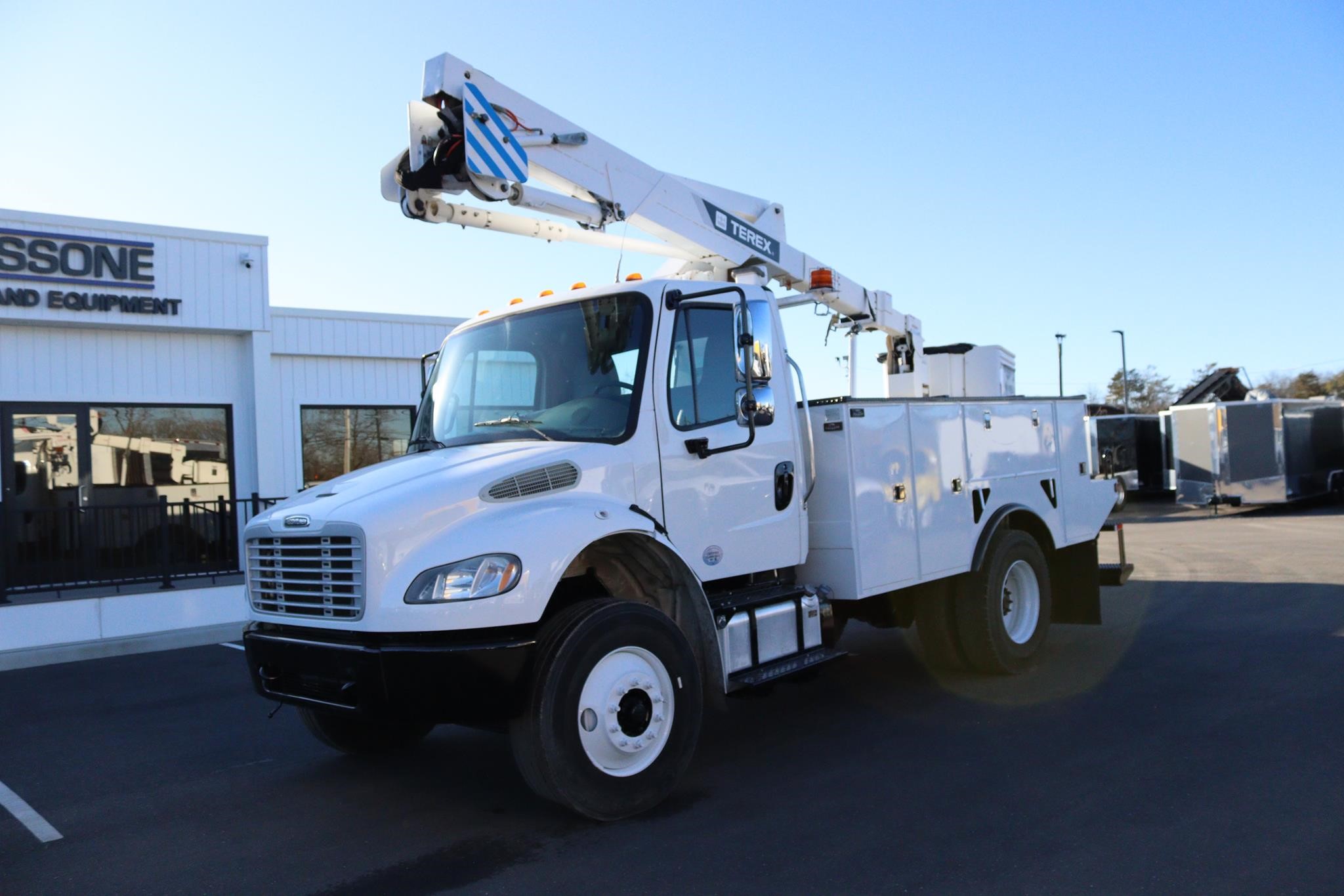 2016 TEREX HI RANGER LT 40 - image 1 of 6