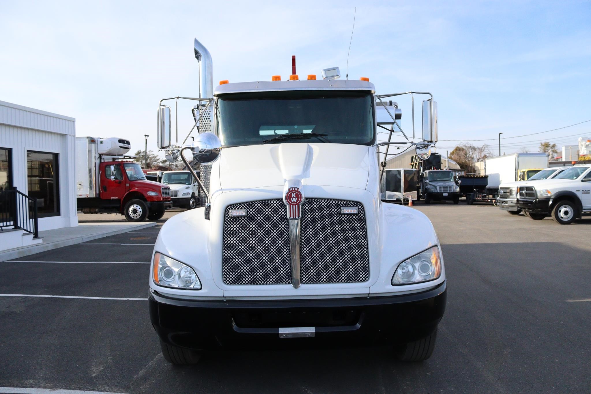 2016 KENWORTH T370 - image 6 of 6